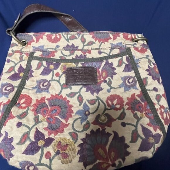 FOSSIL Vintage-Styled Embroidered Fabric Saddle Shoulder Bag 14"x11" - Picture 6 of 16